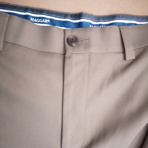 NWT Haggar Cool Right Men's Size 42/32 Flat Front Straight Fit Tan Pants - Picture 11 of 16